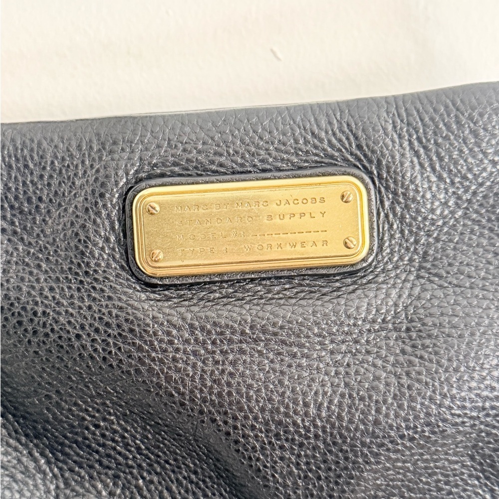 NWOT Marc by Marc Jacobs Q Percy Black Pebbled Leather Crossbody Mini Bag Purse - Picture 4 of 9